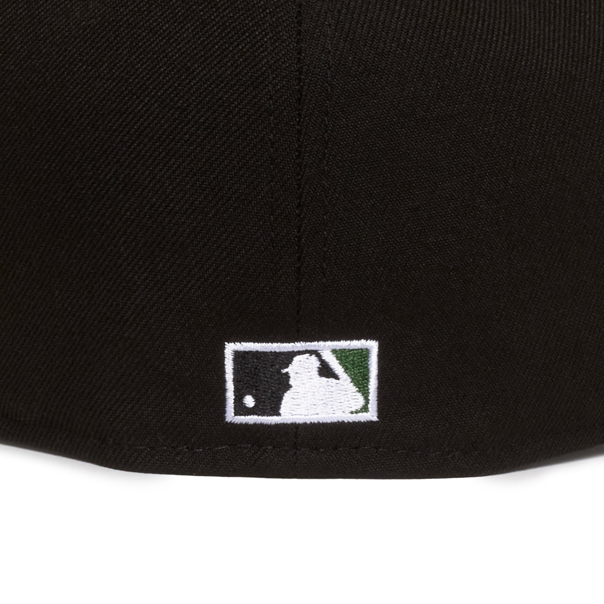 Oakland Athletics Black w/ Stomper and Real Tree 1989 Battle of The Bay