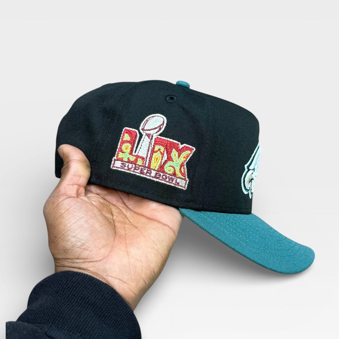 Philadelphia Eagles Black and Green 950 AFrame  LIX SB Snap Back