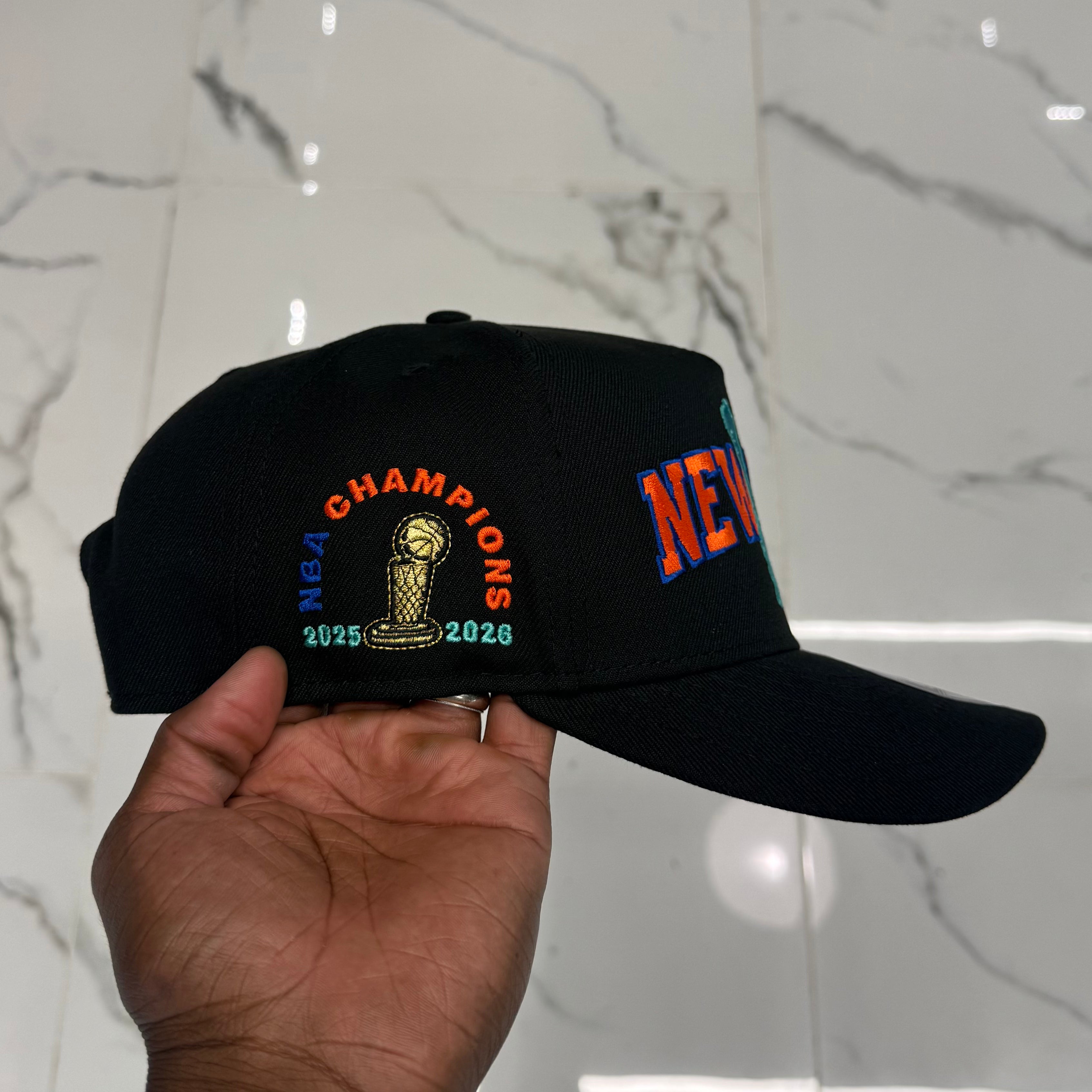New York Knicks Black Statue Of Liberty 950 AFrame 2026 Champs Snap Back