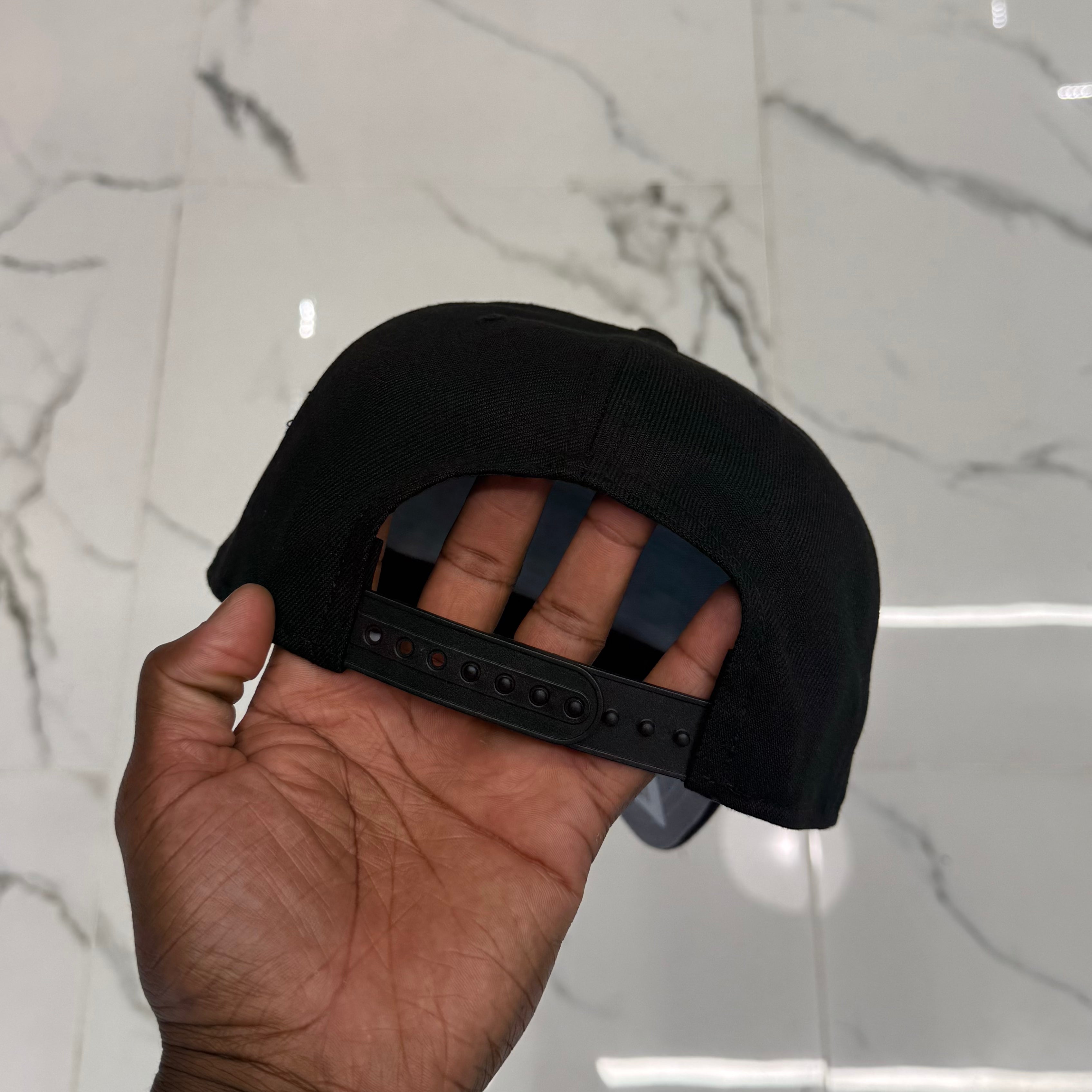 New York Knicks Black Statue Of Liberty 950 AFrame 2026 Champs Snap Back