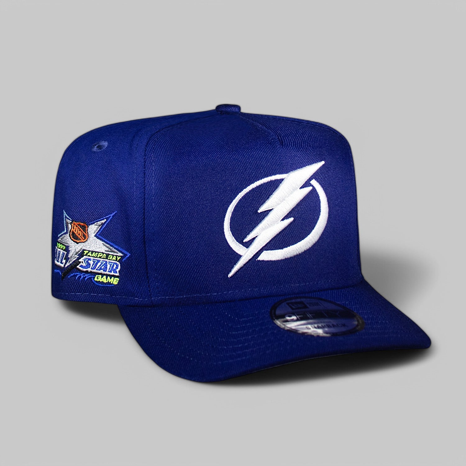 Tampa Bay Lightning Dark Royal 950 AFrame Snap Back