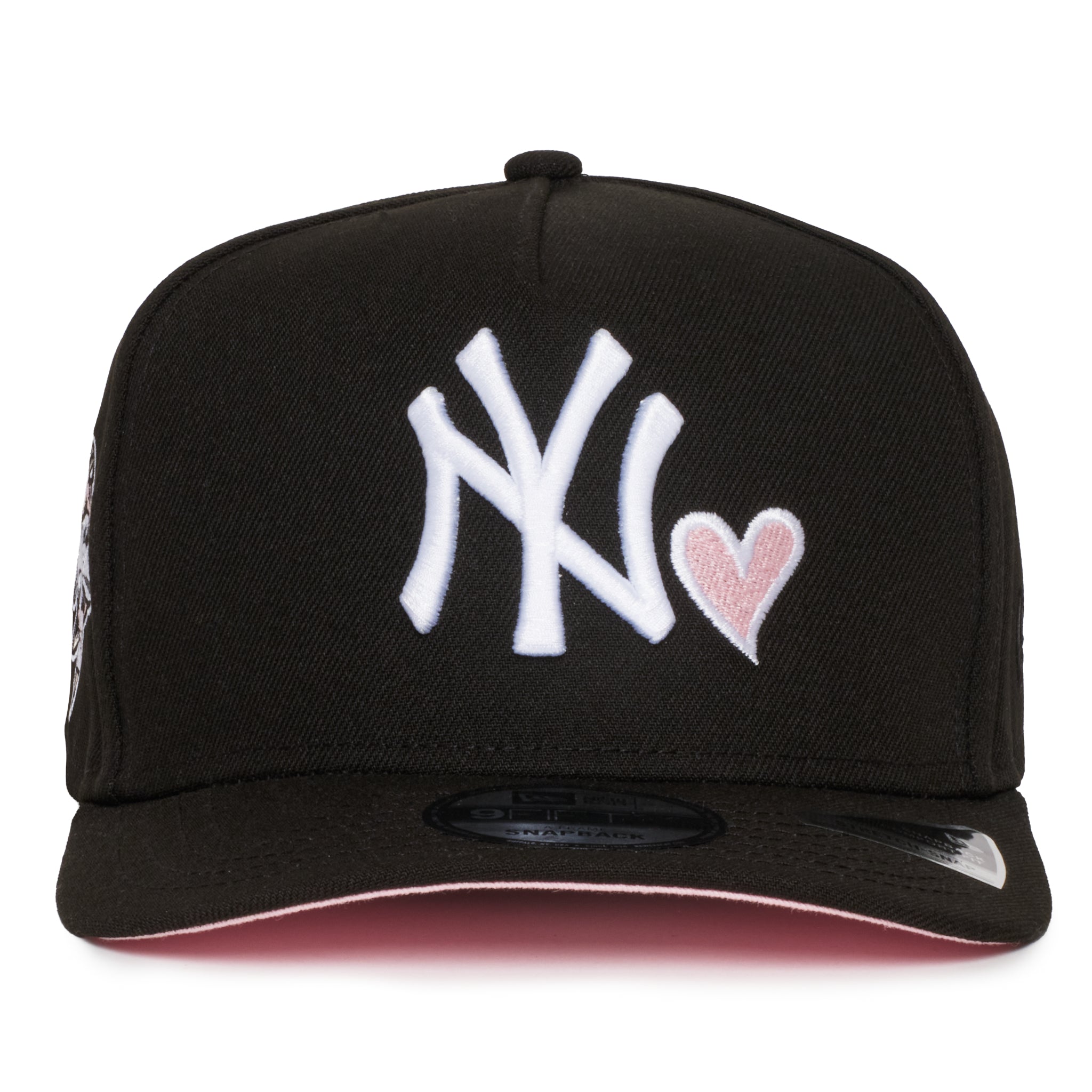New York Yankees Black Pink Heart 950 AFrame 00 WS Patch  Snap Back