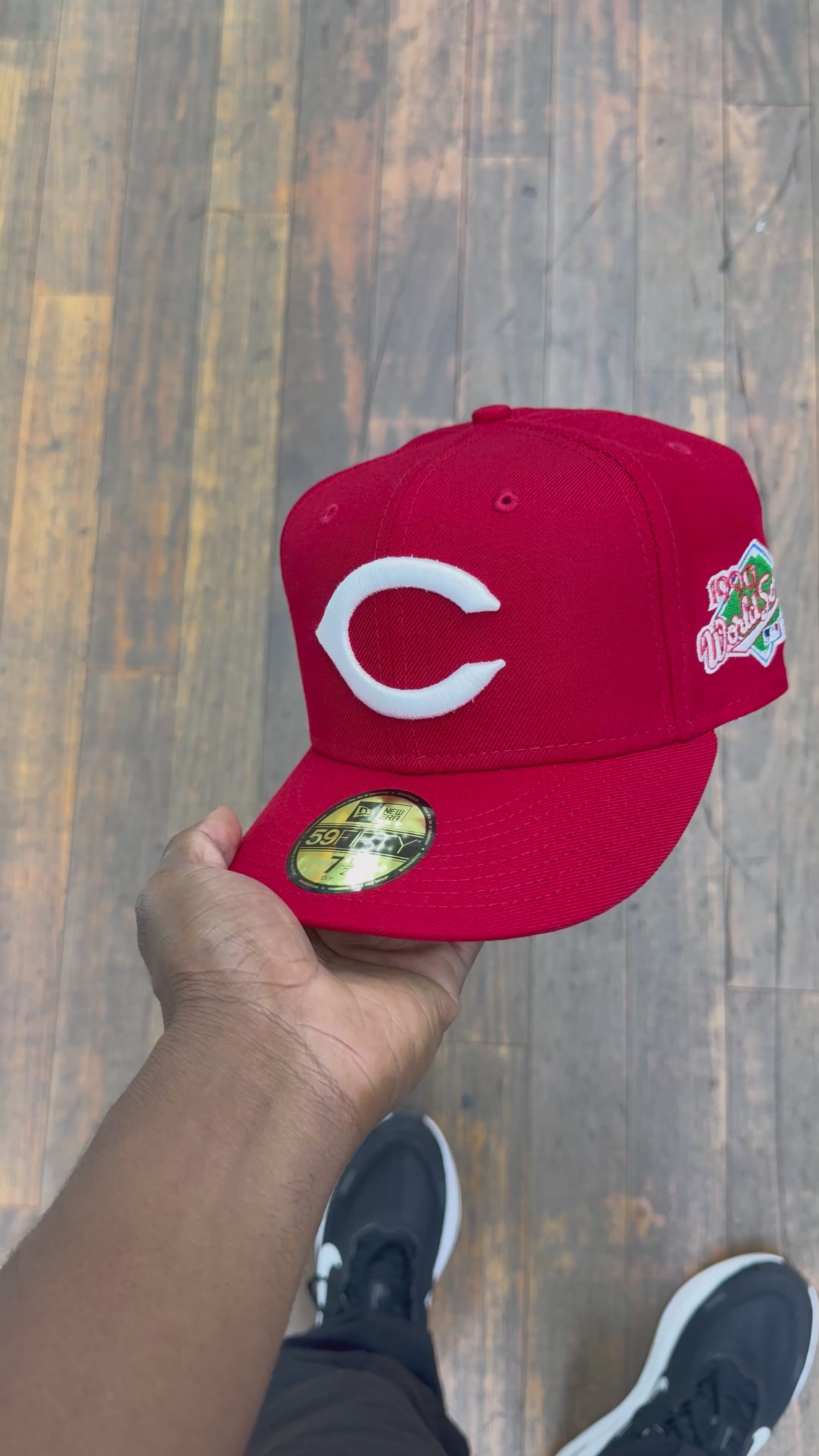 Cincinnatti Reds All Red w/ 1990 World Series Grey uv